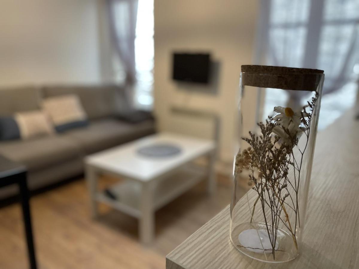Saphir, Hyper Centre Ville Au Calme Au Fond D'Une Impasse Caen Eksteriør billede
