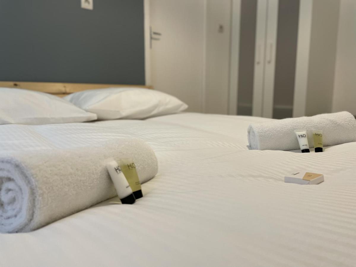 Saphir, Hyper Centre Ville Au Calme Au Fond D'Une Impasse Caen Eksteriør billede